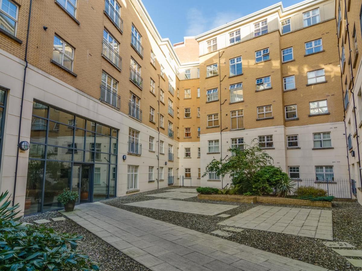 Central Belfast Apartments Alfred Street * Belfast
