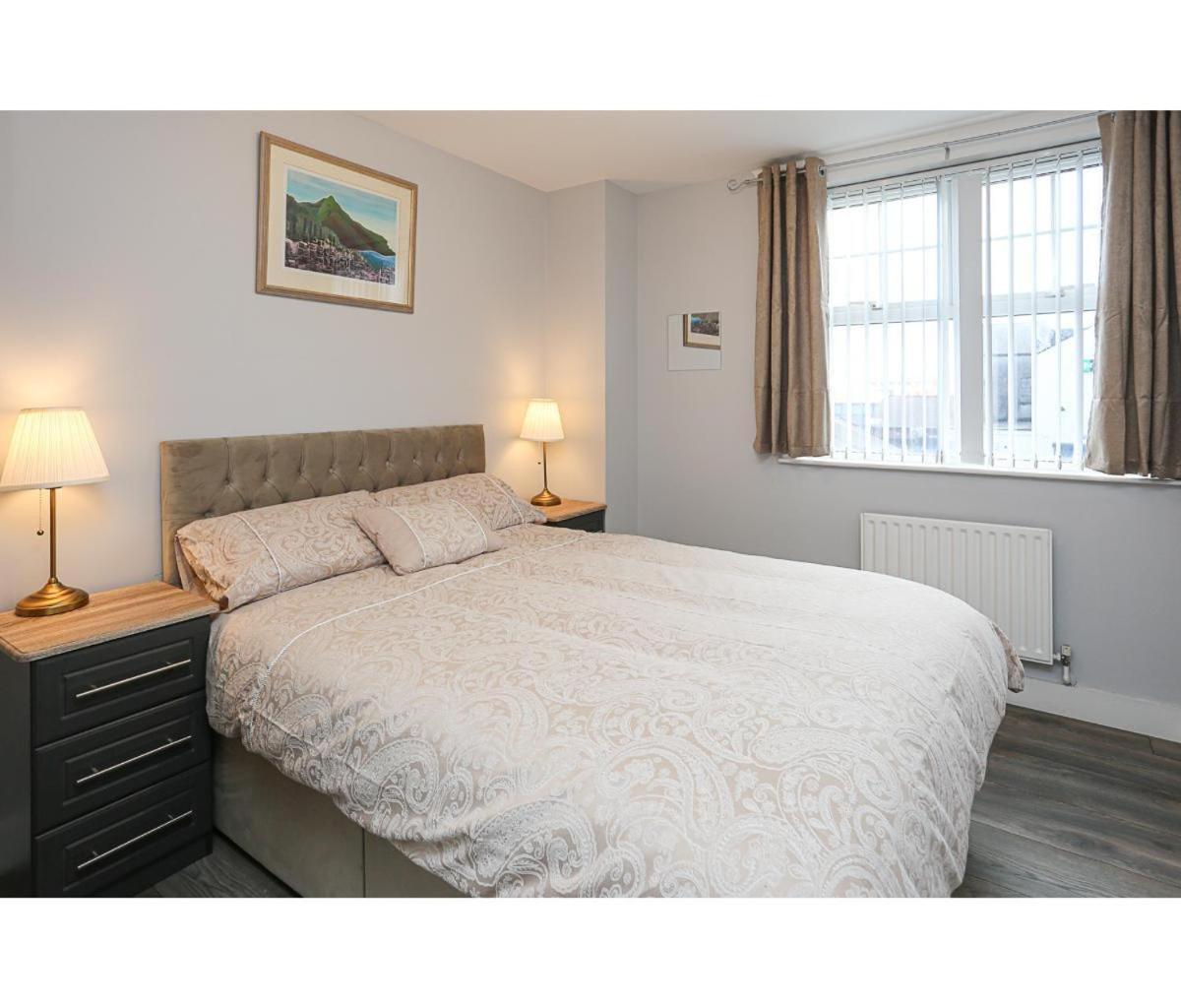 Apartment Central Belfast Apartments Alfred Street Belfast